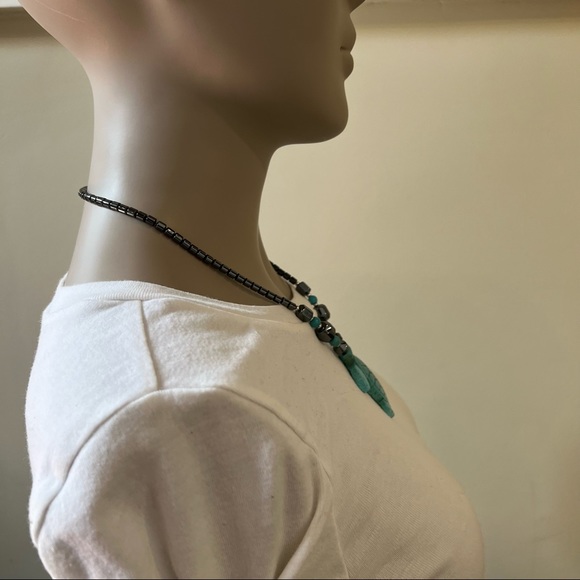 🐢Healing hematite bead & turquoise turtle pendant necklace - Picture 2 of 8